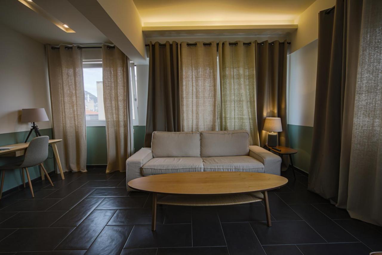 Elite Ermou Suites Athena Bagian luar foto